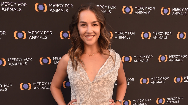 Lexi Ainsworth posing