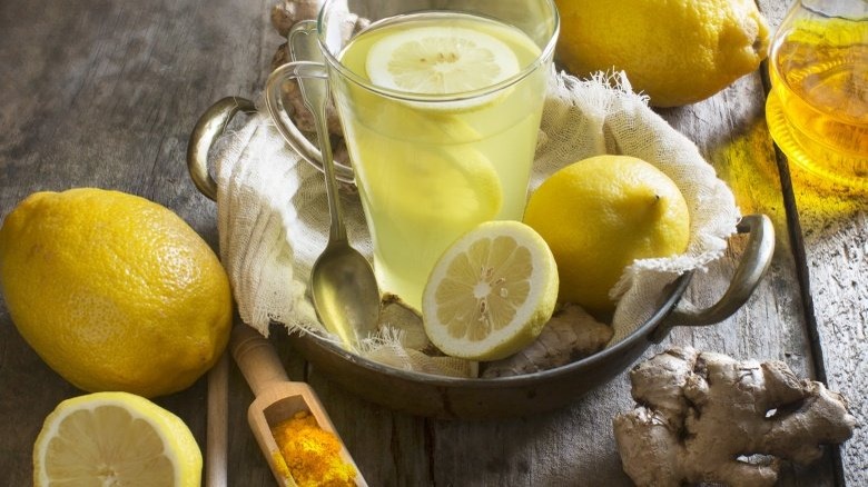 turmeric lemon water