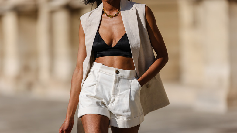 Women Crop Top Bralette with Shorts Suit Out Buckle Tracksuit for