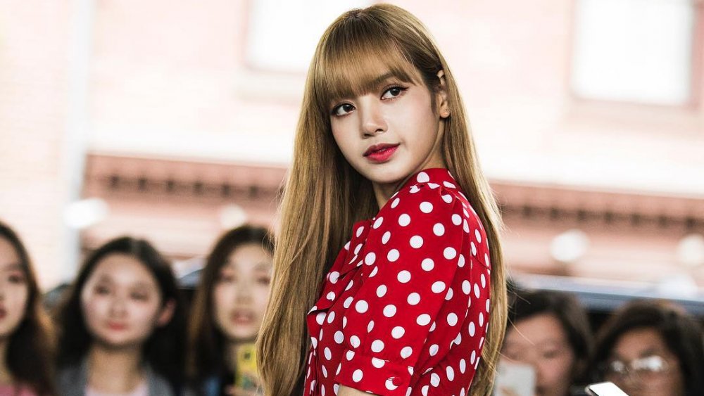 Lisa at Fashion Week