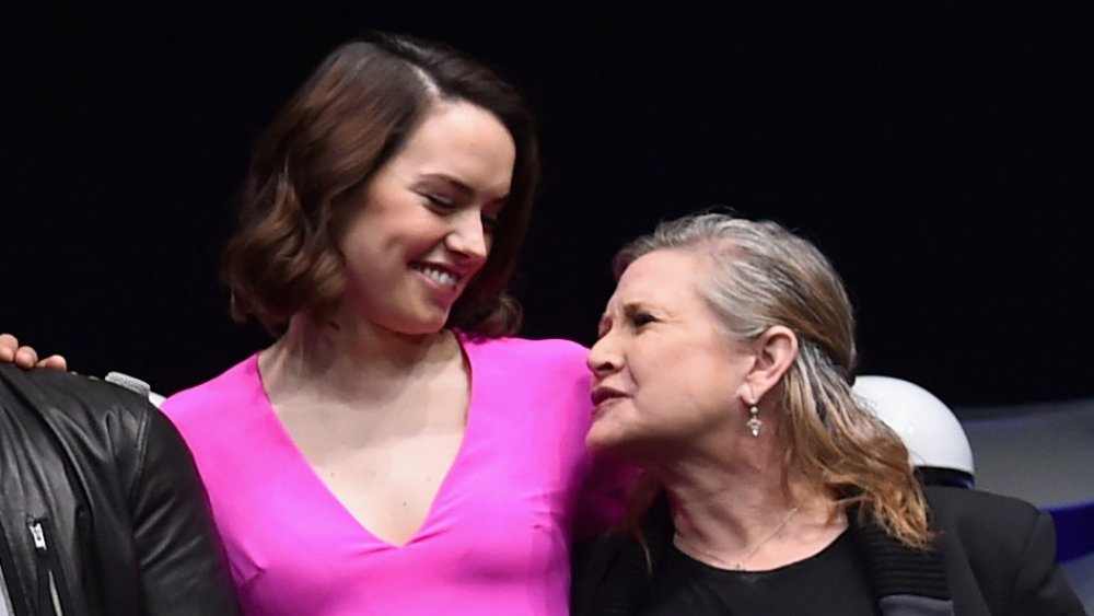 Daisy Ridley and Carrie Fisher