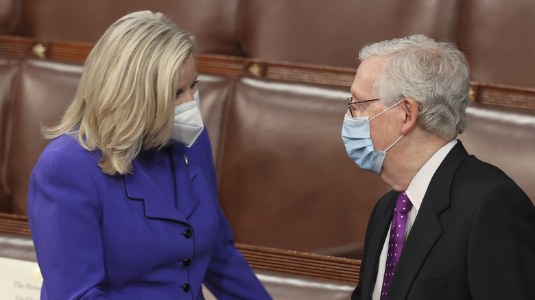 File: Liz Cheney with McConnell