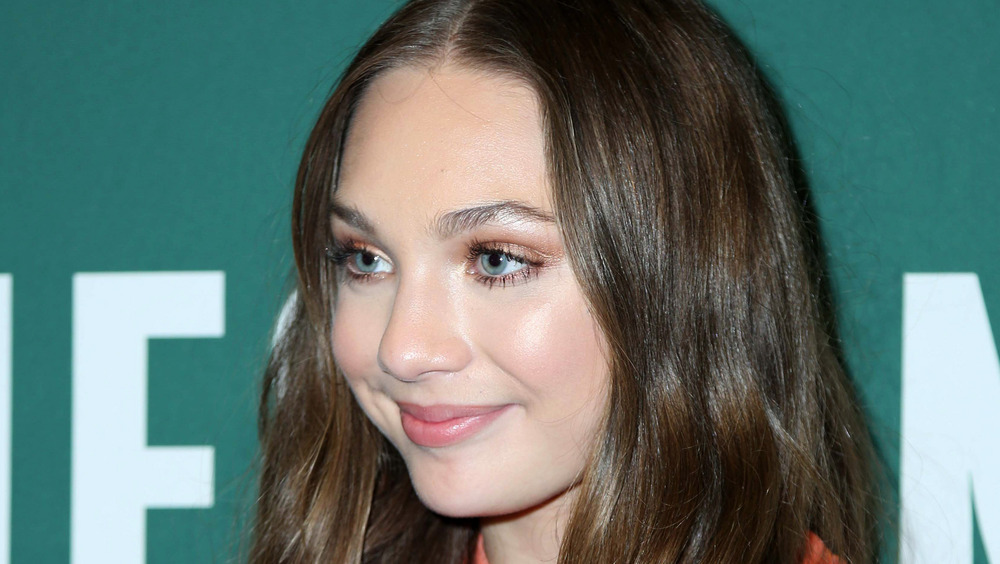 Maddie Ziegler at book signing 