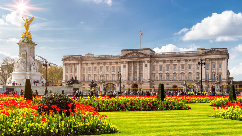 Buckingham Palace surrounded by lush gardens