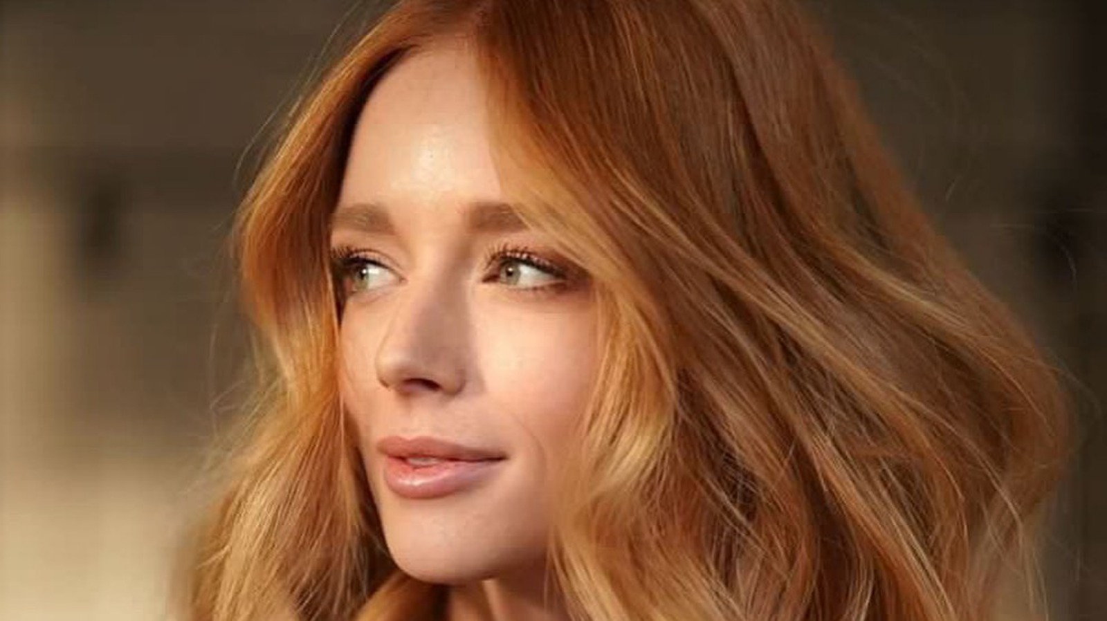 Makeup That Will Make Your Strawberry Blonde Hair Pop