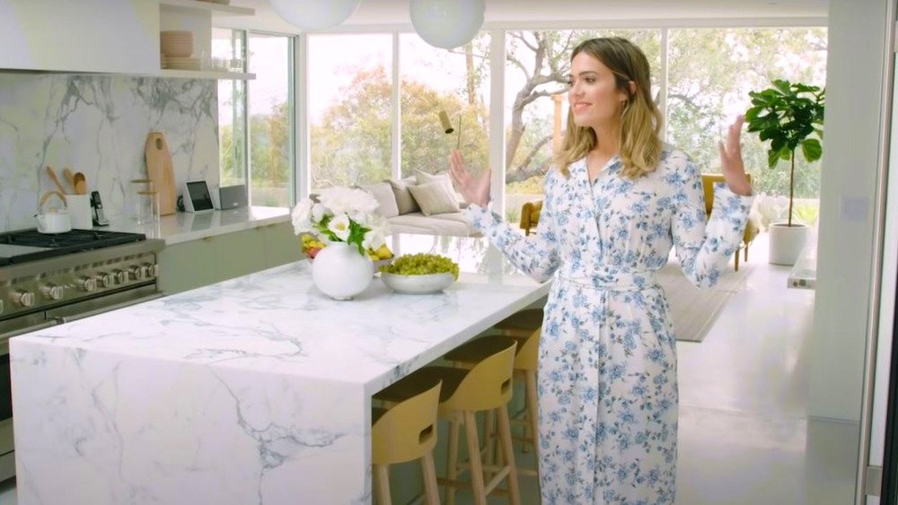 Mandy Moore home kitchen