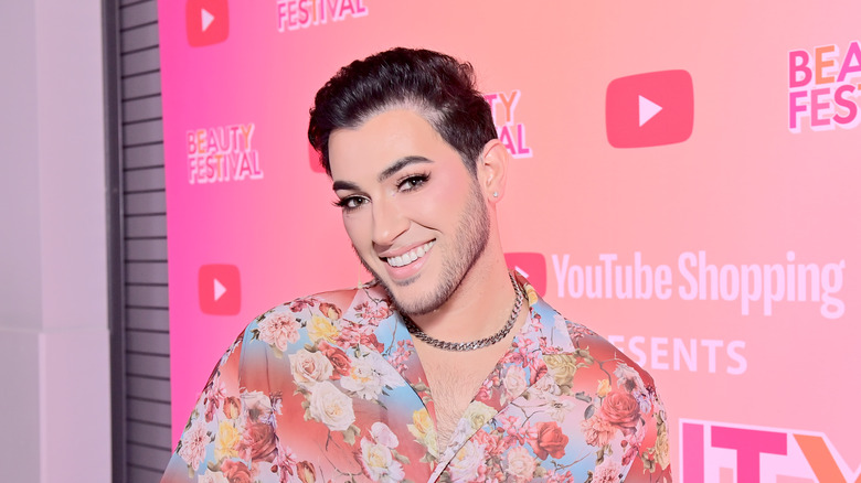 Manny MUA smiling at YouTube Beauty Festival