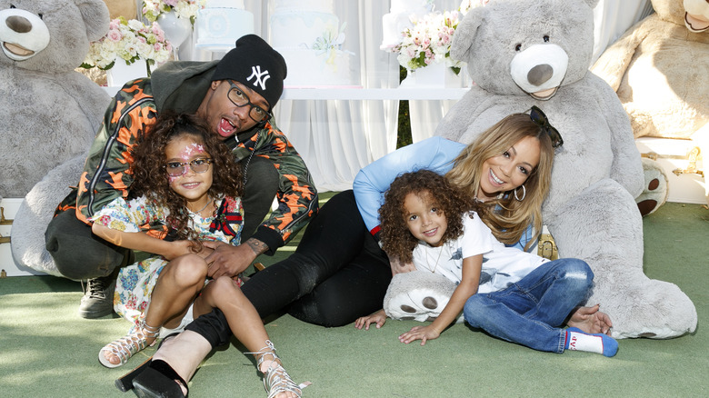 Nick Cannon and Mariah Carey with their kids