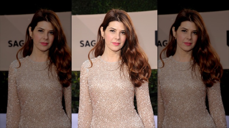 Tomei posing on the red carpet at the SAG Awards