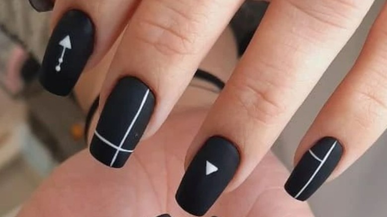 Black and white geometric nail designs