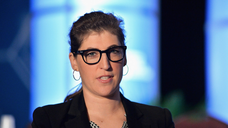 Mayim Bialik giving a speech about science