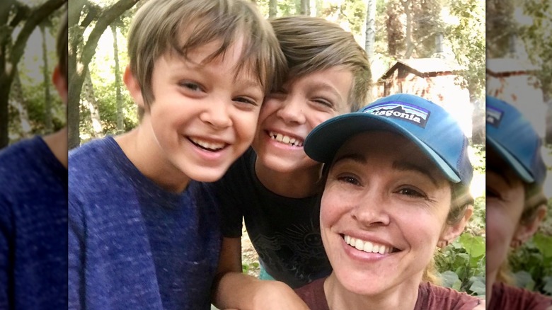 Autumn Reeser and sons selfie