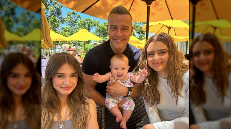 Joey Lawrence with three daughters