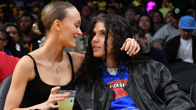 lily rose depp and 070 shake at basketball game