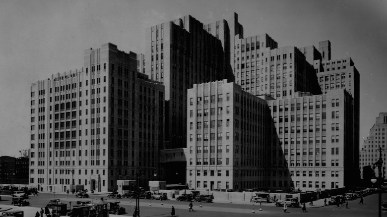 1912 photograph of Columbia-Presbyterian Medical Center of New York