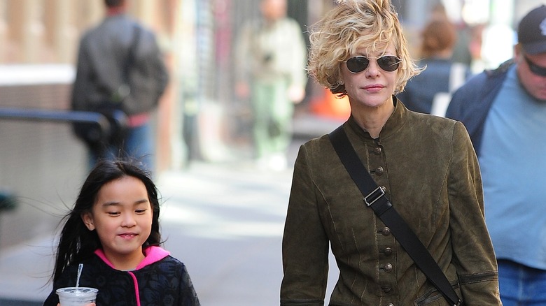 Daisy True Ryan walking with Meg Ryan