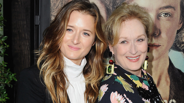 Grace Gummer and Meryl Streep smiling