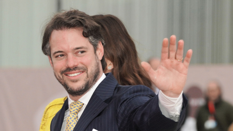 Prince Félix waving