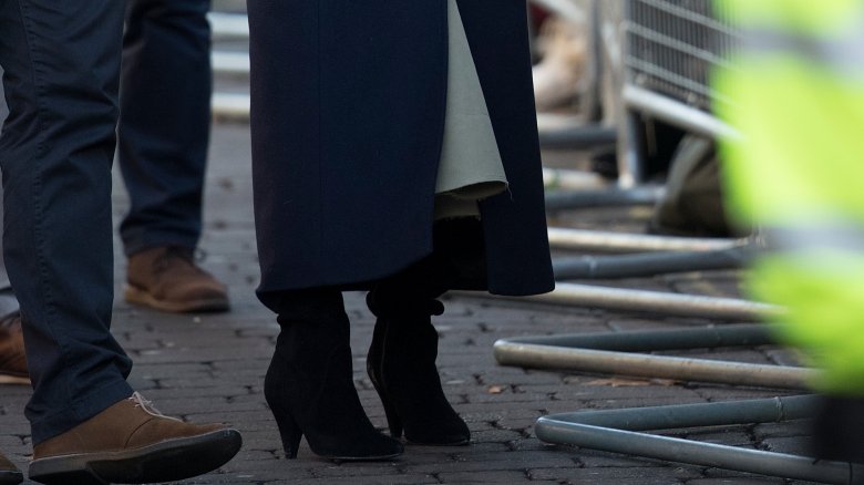 Meghan Markle suede boots