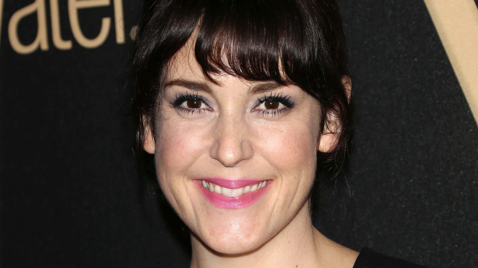 Melanie Lynskey Shares Her Thoughts On Her Latest Project, Candy ...