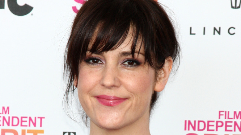 Melanie Lynskey attending event