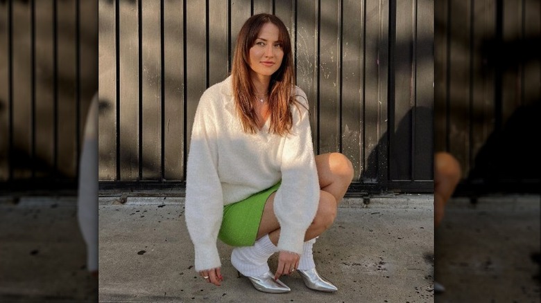 woman posing on the ground