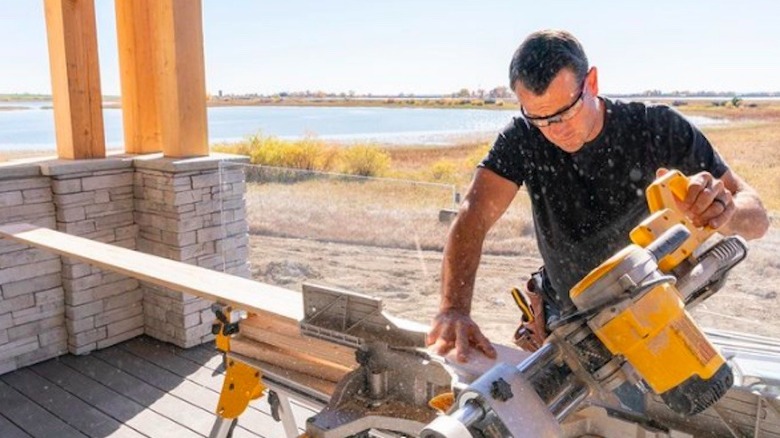 Mitch Glew: 9 Things You Should Know About The Fix My Flip Contractor