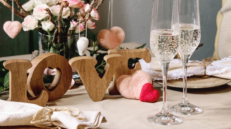 Decorated table with champagne flutes