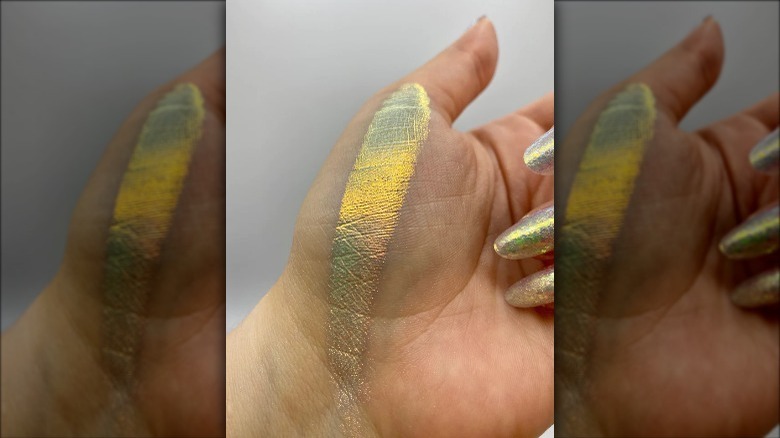 Swatch of Terra Moons Cosmetics Chameleon Eyeshadow in Phoenix