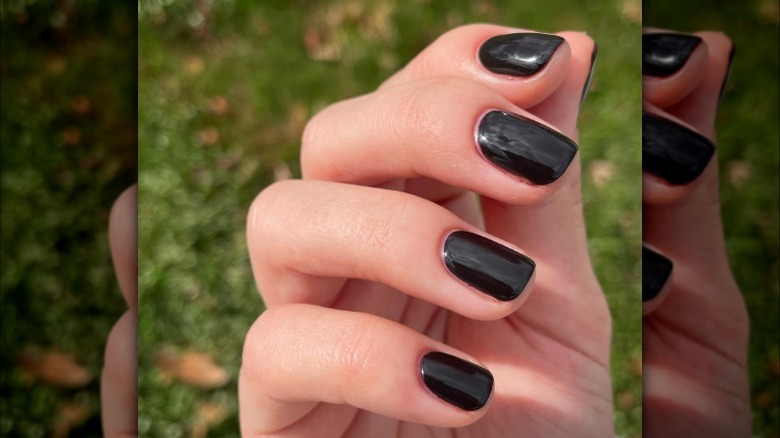 black nails