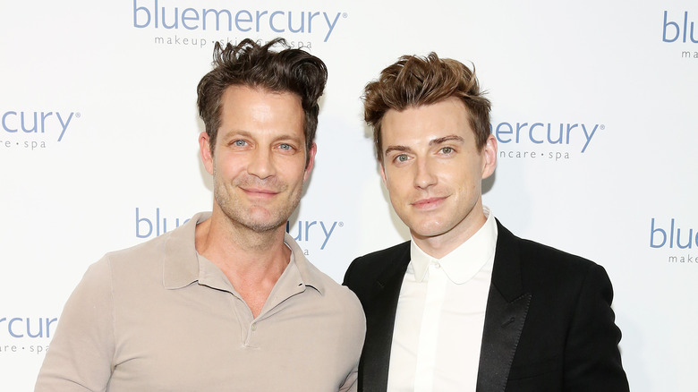 Nate Berkus and Jeremiah Brent posing