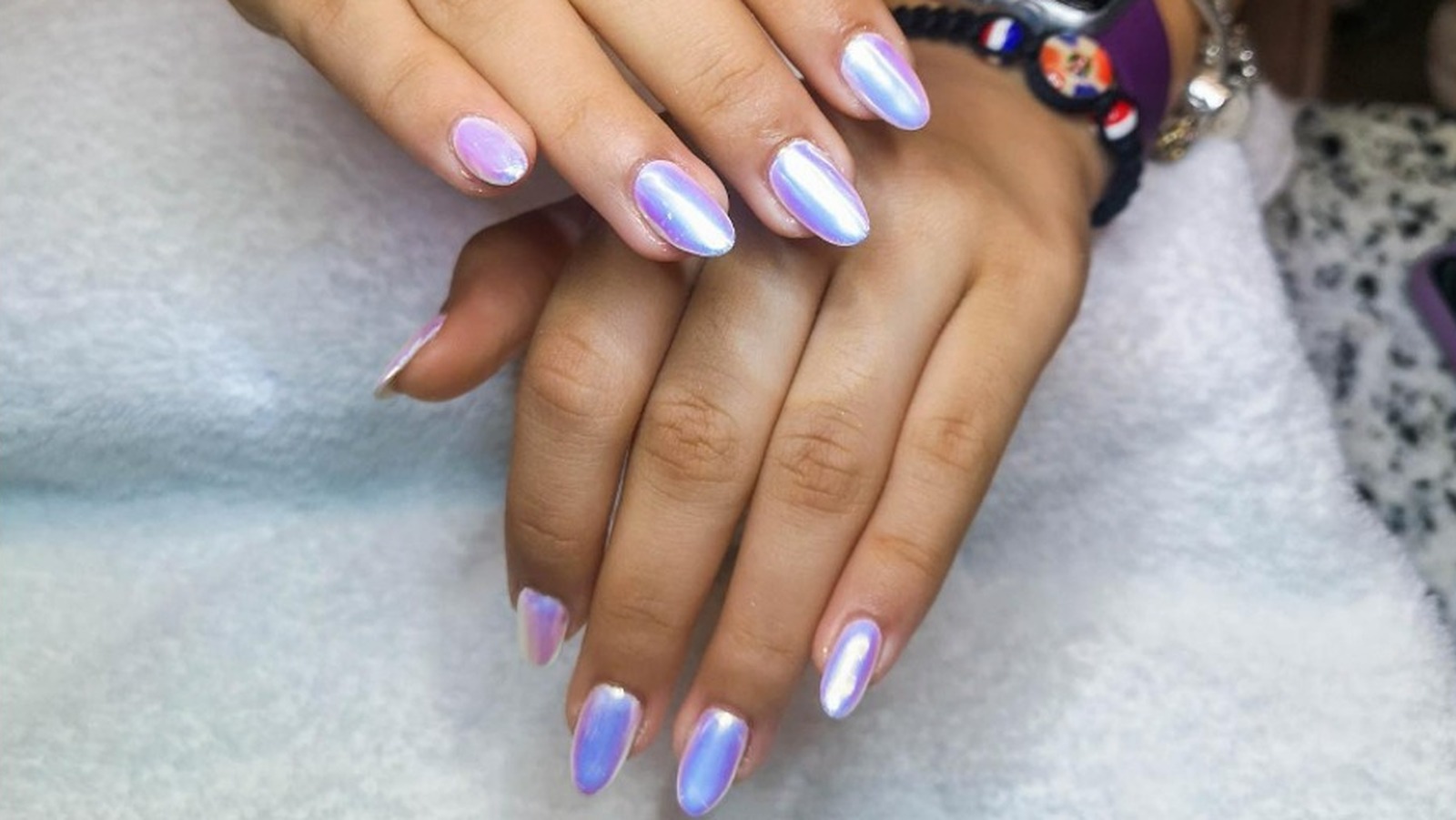 Sparkly & Glitter Nail Ideas We'll Be Wearing in 2024 (& How to Do Them) –  Mylee