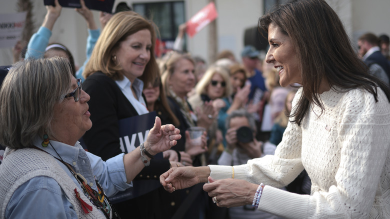 Nikki Haley greets woman supporter 