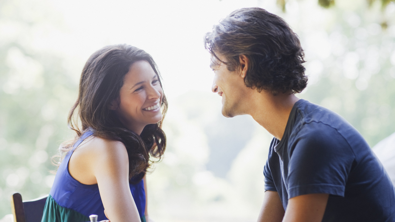 How To Tell If A Guy Is Playing You Or Really Likes You