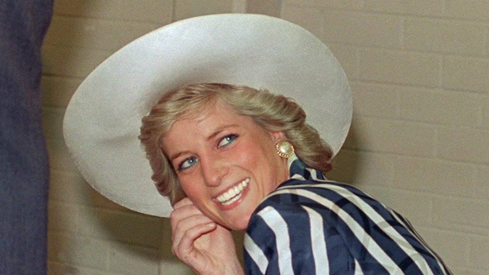 Princess Diana wearing an old-school makeup trend