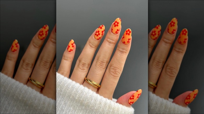 Red and orange flower nails