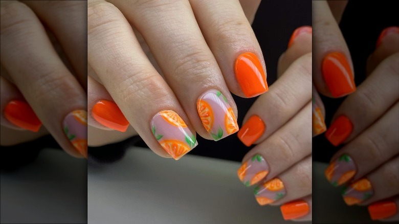 Nails with orange slices