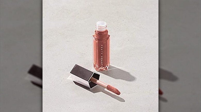 Fenty Beauty Gloss Bomb Universal Lip Luminizer in shade Fenty Glow