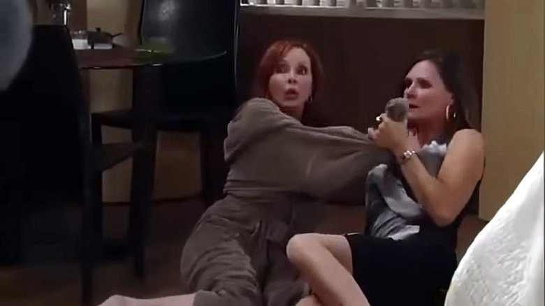 General Hospital's Bobbie and Lucy fighting