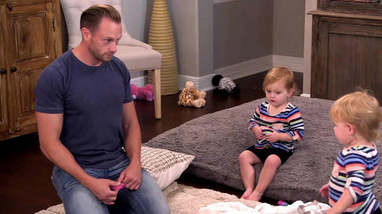 Adam Busby and the quints on OutDaughtered