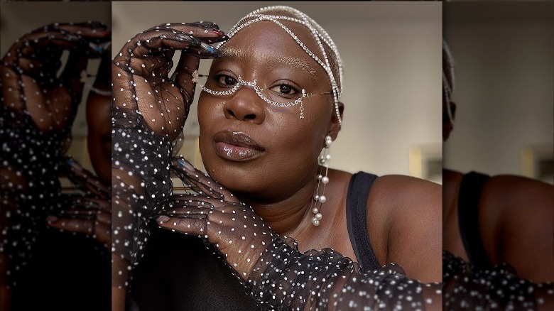 Woman with jewelry and glasses