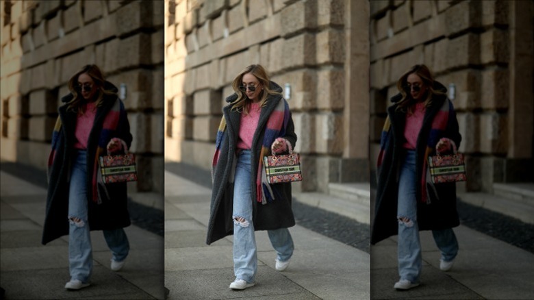 Woman wearing oversized coat