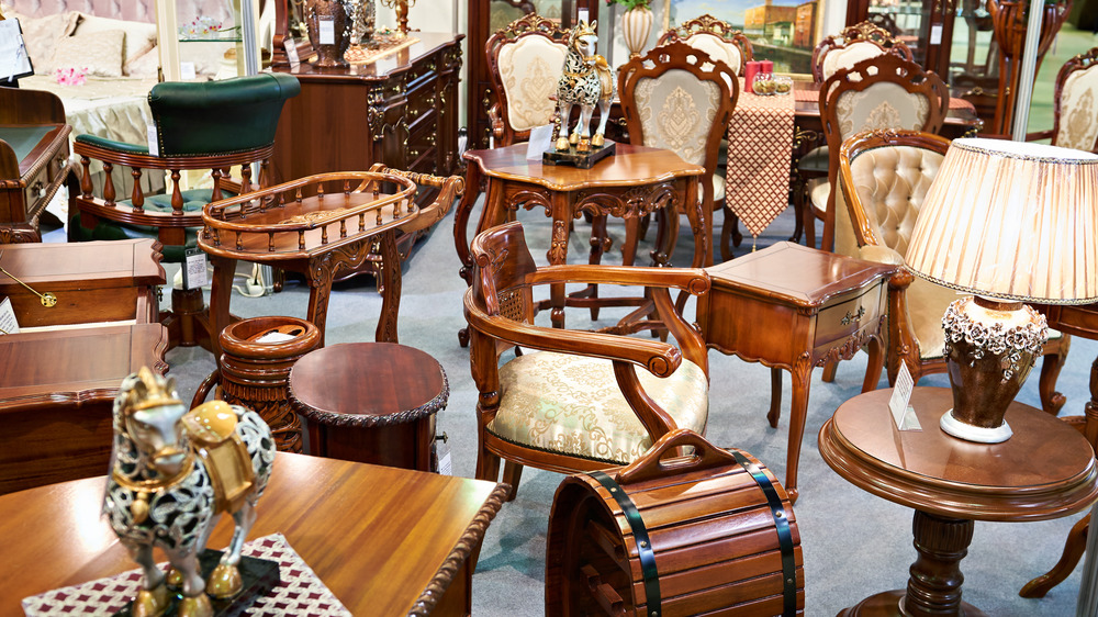 Antique store chairs and lamps