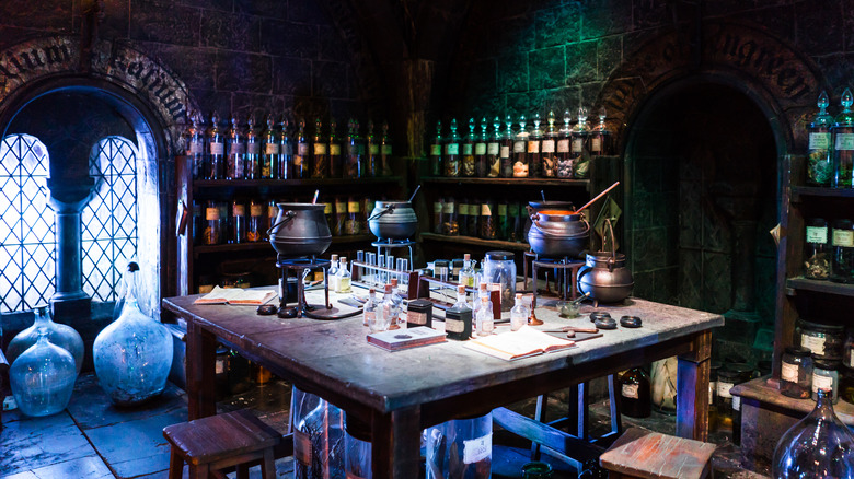 Slytherin potion room in Hogwarts castle