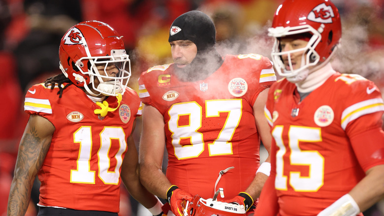 Patrick Mahomes Doesn't Hold Back When He Needs To Get Fellow Chiefs Players In Line - The List