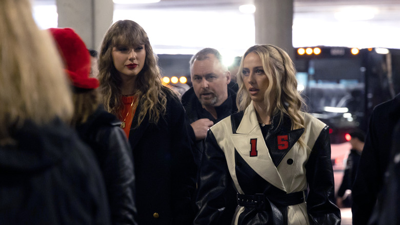 Taylor Swift and Brittany Mahomes walking