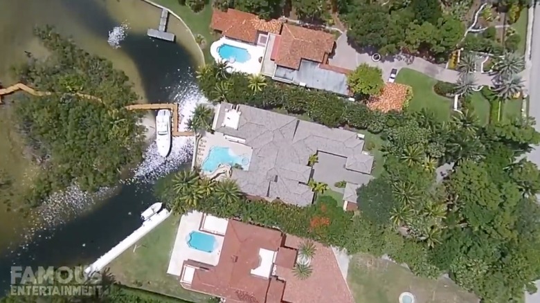 Gretzky's Palm Beach mansion seen from above