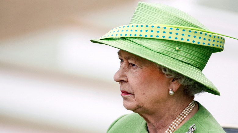 Queen Elizabeth frowning 