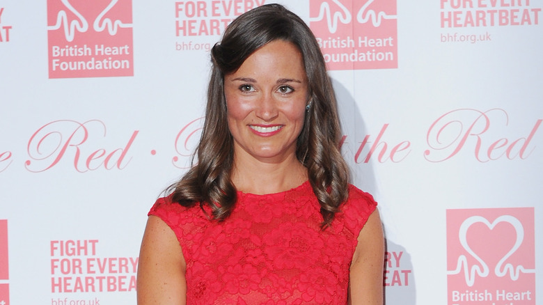 Pippa Middleton posing 