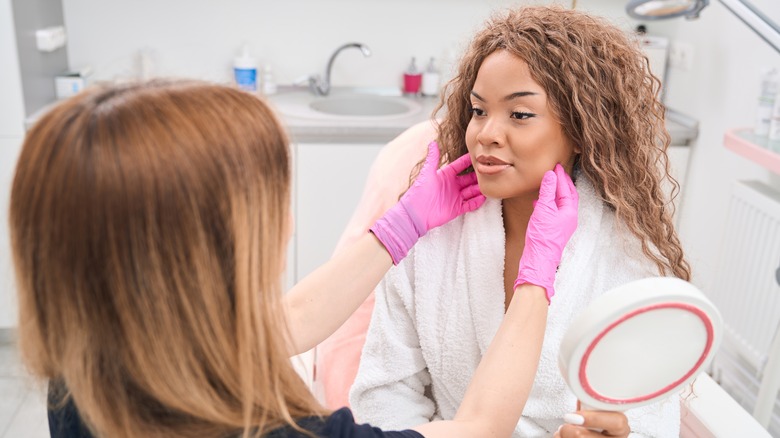 patient consultation with beautician 